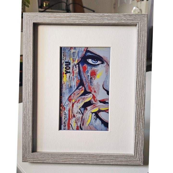 CanvasBT frame with a pop-art portrait